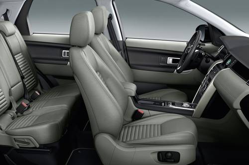 2019 Land Rover Discovery Sport HSE Luxury 4dr SUV Interior