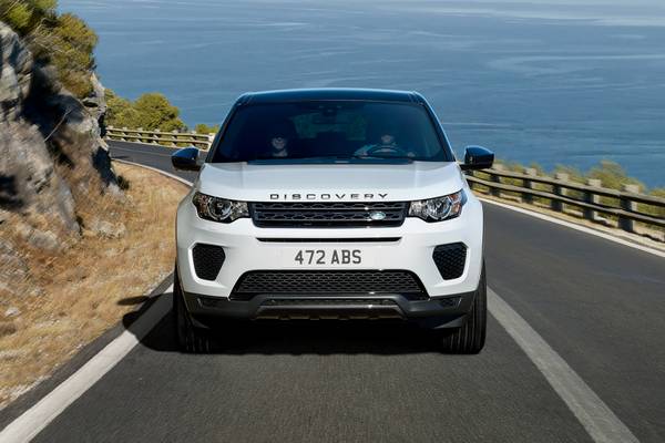 2019 Honda Pilot Vs 2019 Land Rover Discovery Sport