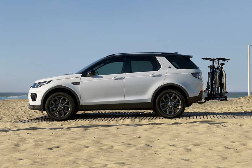 2019 Land Rover Discovery Sport Pictures - 67 Photos | Edmunds