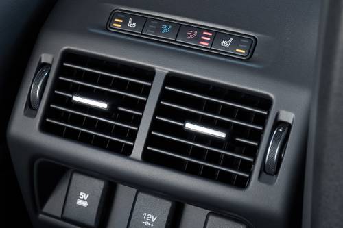Land Rover Discovery Sport P250 R-Dynamic SE 4dr SUV Interior Detail