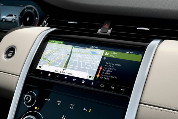 2020 Land Rover Discovery Sport Vs 2019 Mazda Cx 5