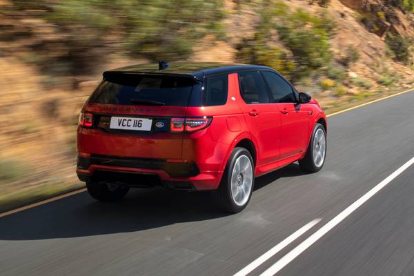 2020 Audi Q3 Vs 2020 Land Rover Discovery Sport