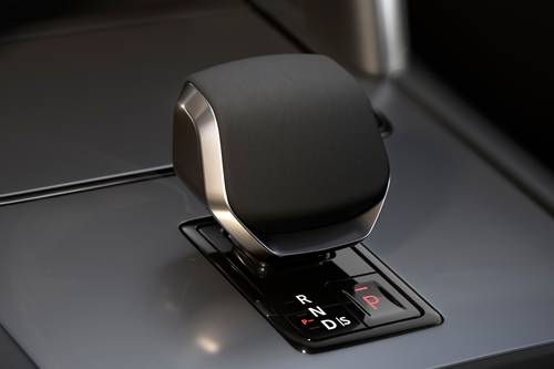 2024 Land Rover Discovery Sport P250 Dynamic SE 4dr SUV Shifter