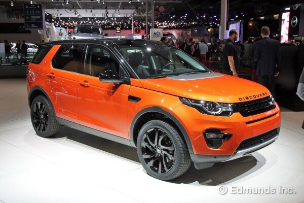 2014 Paris Auto Show: 2015 Land Rover Discovery Sport ...