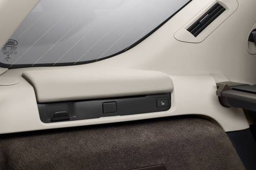 Land Rover Discovery HSE Luxury Td6 4dr SUV Interior Detail