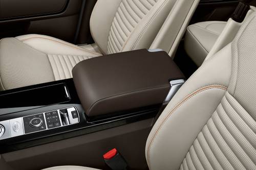 Land Rover Discovery HSE Luxury Td6 4dr SUV Interior Detail