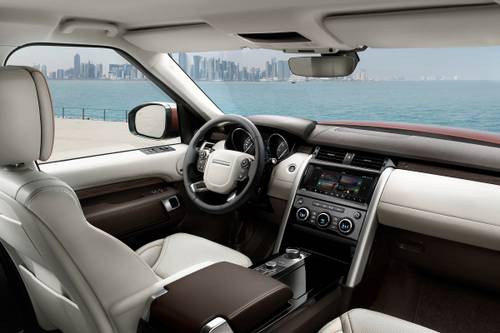 Land Rover Discovery HSE Luxury Td6 4dr SUV Interior Shown