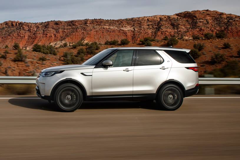2020 Land Rover Discovery HSE Td6 4dr SUV Profile. Options Shown.