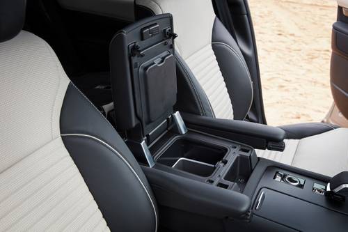 2024 Land Rover Discovery P360 Dynamic SE 4dr SUV Interior Detail