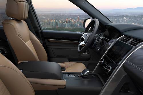 2025 Land Rover Discovery P360 Metropolitan Edition 4dr SUV Interior Detail