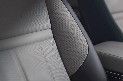 2026 Land Rover Range Rover Evoque P250 Dynamic SE 4dr SUV Interior Detail