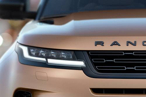 2026 Land Rover Range Rover Evoque P250 Dynamic SE 4dr SUV Headlamp Detail