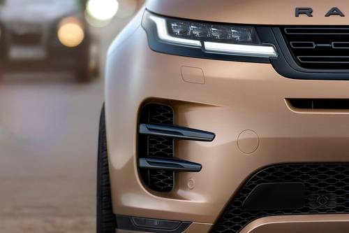 2026 Land Rover Range Rover Evoque P250 Dynamic SE 4dr SUV Exterior Detail