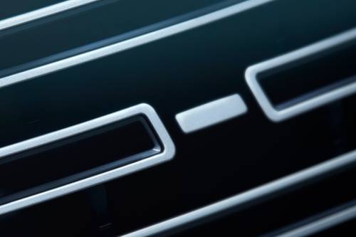 2026 Land Rover Range Rover Velar P400 Dynamic SE 4dr SUV Exterior Detail