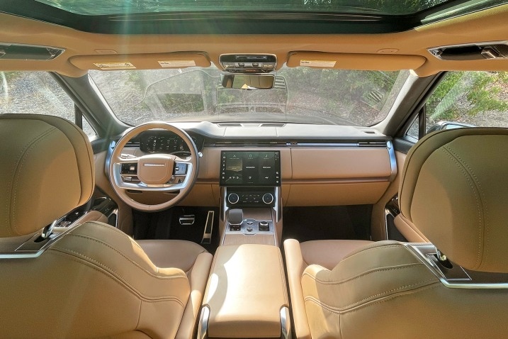  2022 Land Rover Range Rover vs .2022 Mercedes-Benz GLS-Class