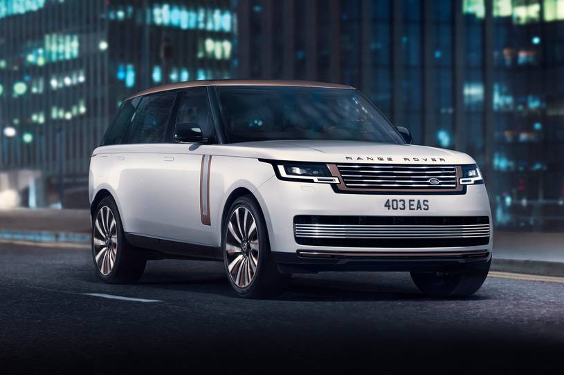 2024 Land Rover Range Rover P615 SV 4dr SUV Exterior Shown