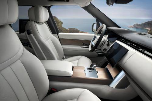 2025 Land Rover Range Rover P530 Autobiography 4dr SUV Interior Detail