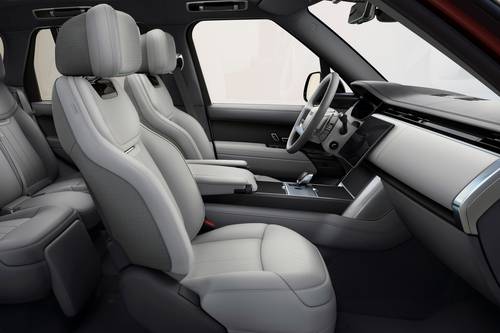 2025 Land Rover Range Rover P530 Autobiography 4dr SUV Interior