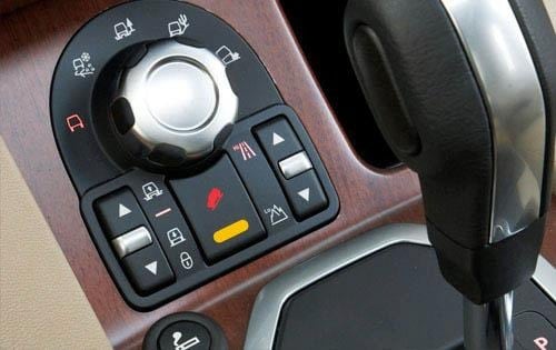 2012 Land Rover LR4 Drive Selector Detail