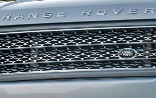 2009 Land Rover Range Rover Supercharged Front Grille and Badging