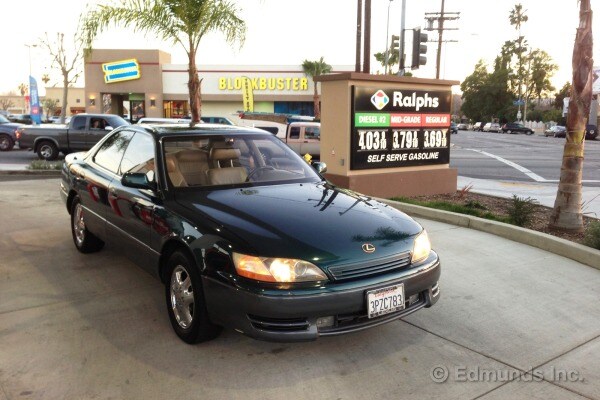 1996 Lexus Es 300 Edmunds Road Test 1996 Lexus Es 300
