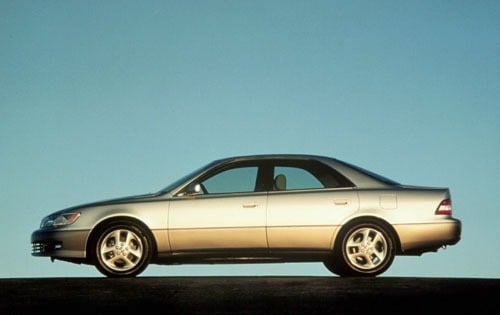 2001 Lexus ES 300 4dr Sedan