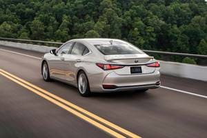 2019 Lexus ES 300h Pictures - 85 Photos | Edmunds 2019 Lexus ES 300h Pictures - 85 Photos | Edmunds