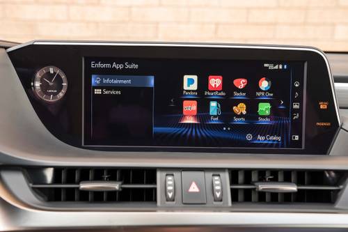 Lexus ES 350 F SPORT Sedan Center Console