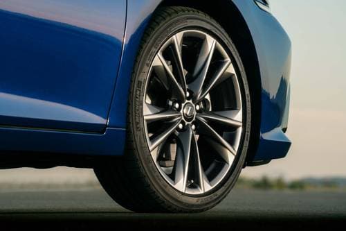 Lexus ES 350 F SPORT Sedan Wheel