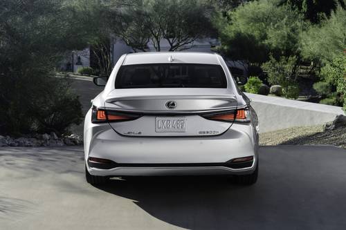 2025 Lexus ES 300h Ultra Luxury Sedan Exterior