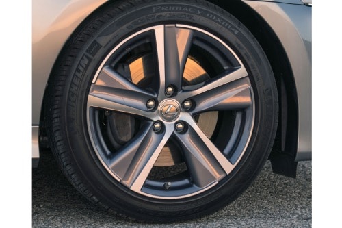 2017 Lexus GS 200t Sedan Wheel