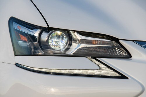 2018 Lexus GS 450h F SPORT Sedan Headlamp Detail