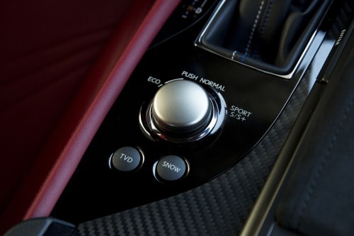 2016 Lexus GS F Sedan Aux Controls