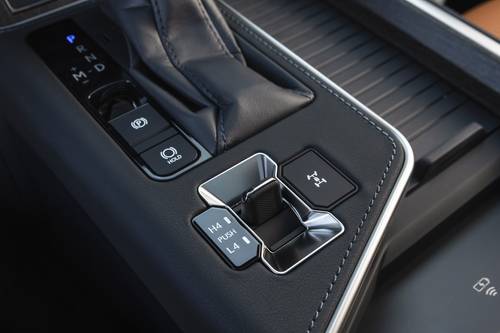 2025 Lexus GX 550 Luxury+ 4dr SUV Aux Controls