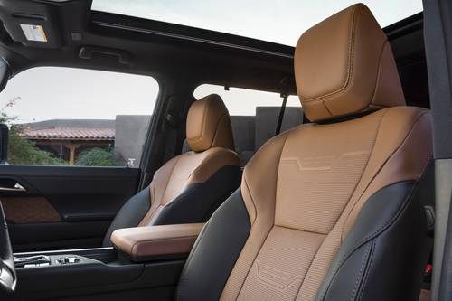 2025 Lexus GX 550 Luxury+ 4dr SUV Interior Detail