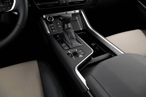 2025 Lexus GX 550 Overtrail 4dr SUV Shifter