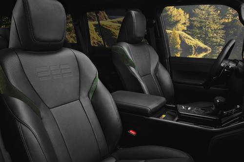 2025 Lexus GX 550 Overtrail+ 4dr SUV Interior Detail
