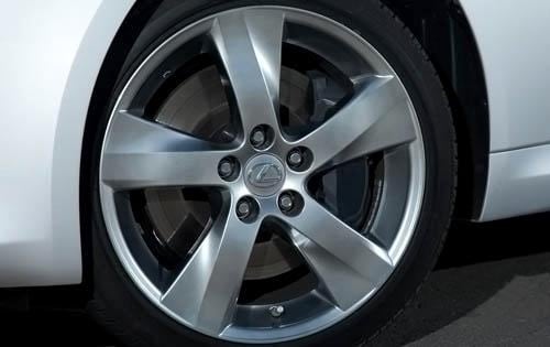 2011 Lexus IS 350 C Wheel Detail