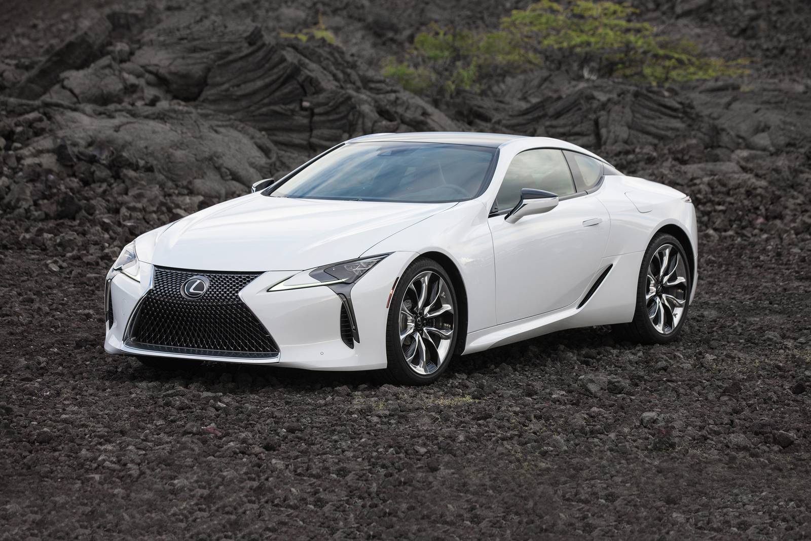 やメーカー LEXUS LC500 Sports Line BLACK LABEL フロントアンダースポイラー カーボン製 クリア塗装済み