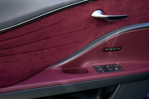 Lexus LC 500h Coupe Interior Detail