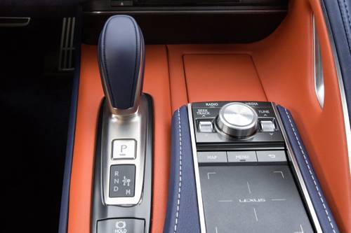 Lexus LC 500h Coupe Shifter