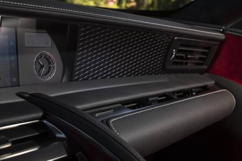 Lexus LC 500h Coupe Interior Detail