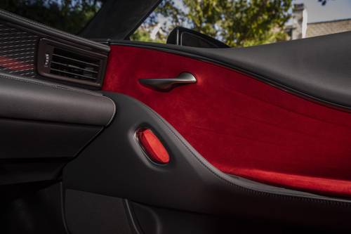 Lexus LC 500h Coupe Interior Detail