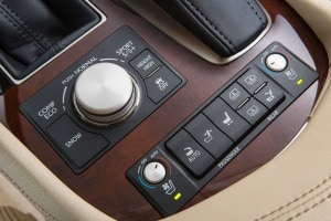2017 Lexus LS 460 Interior Pictures