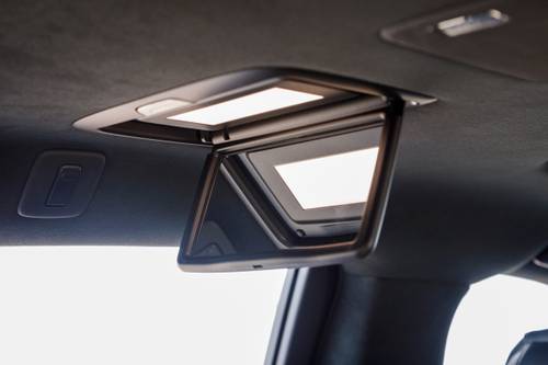 2020 Lexus LS 500h Sedan Interior Detail