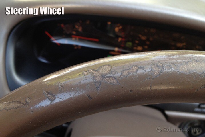The steering wheel does have some significant wear.