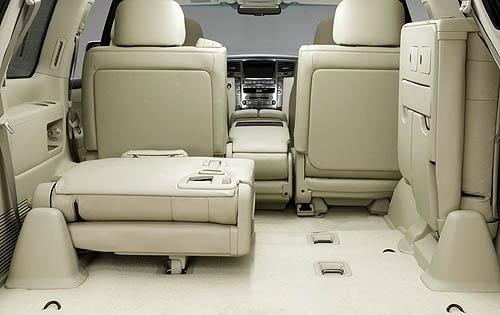 2010 Lexus LX 570 Cargo Area