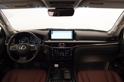 Used 2017 Lexus Lx 570 Pictures 47 Photos Edmunds