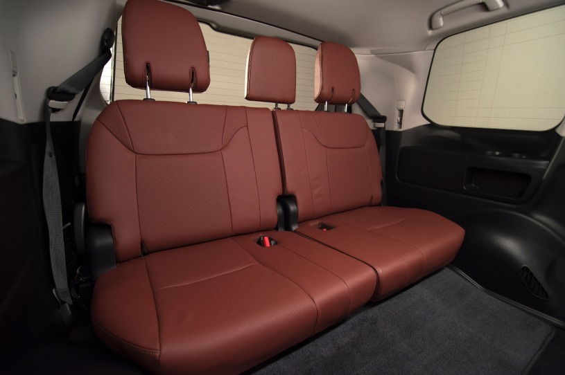 Lexus LX 570 4dr SUV Rear Interior