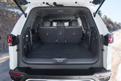2024 Lexus LX 600 F SPORT Handling 4dr SUV Cargo Area